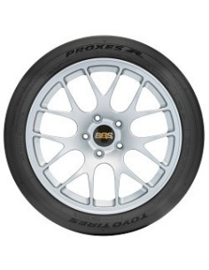 Toyo Proxes R 235/40ZR17